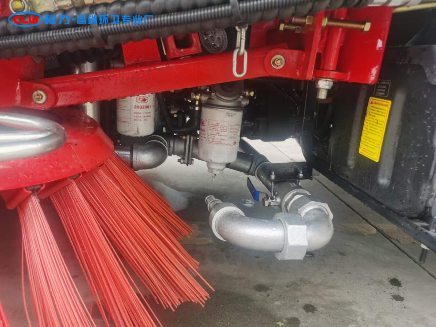 掃路車、洗掃車、吸塵車、干掃車到底有什么區別